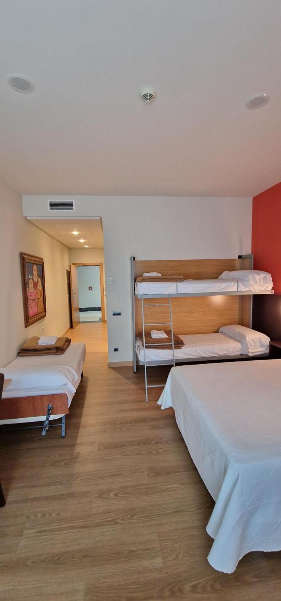 Hotel Maritimo Ris Con Garaje 노하 외부 사진